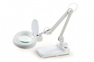 Verstelbare loupelamp met LED-verlichting